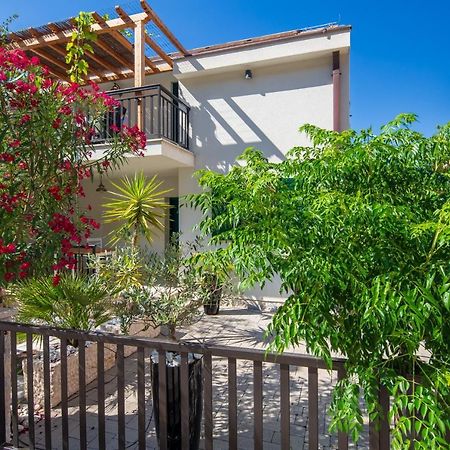 Apartment Gracija Trpanj Exterior photo