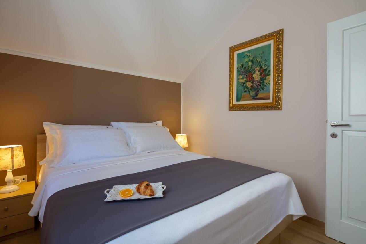 Apartment Gracija Trpanj Exterior photo